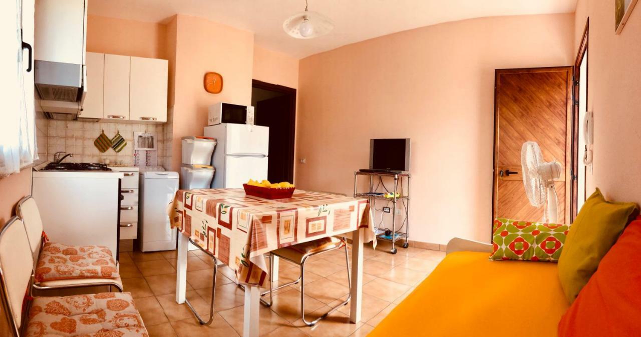 Appartamento Vacanze Sardegna Синискола Екстериор снимка