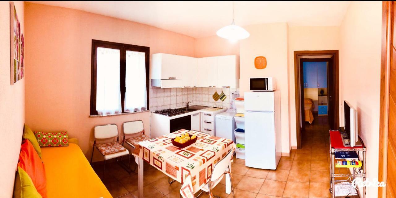 Appartamento Vacanze Sardegna Синискола Екстериор снимка